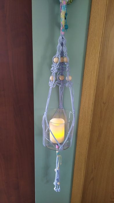 Artystyczna kompozycja makramy